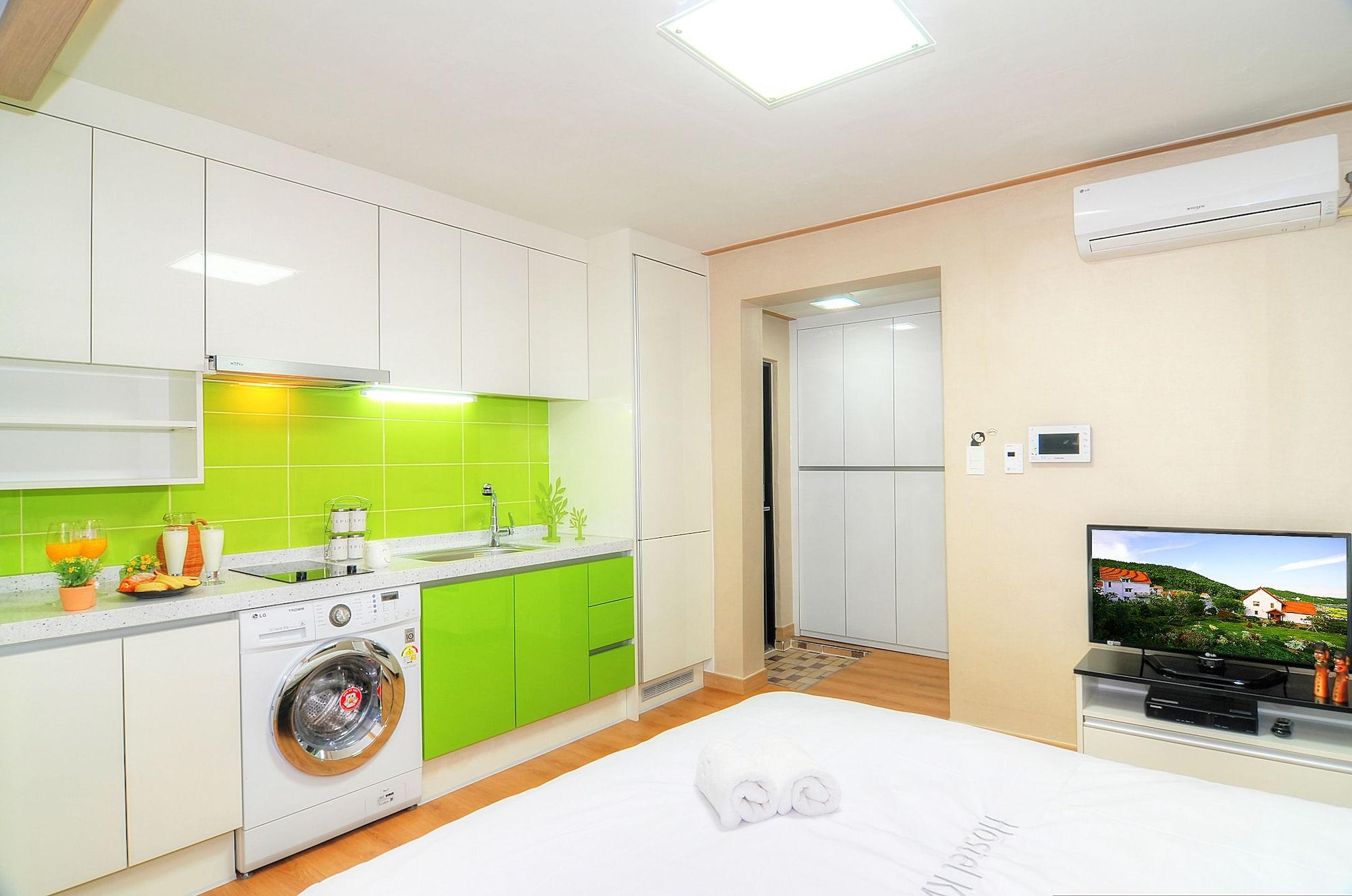 Hostel Kw Sinsa Seoul Ngoại thất bức ảnh