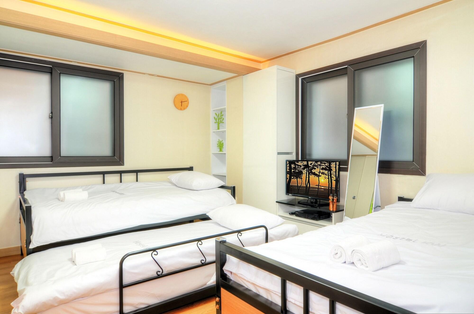 Hostel Kw Sinsa Seoul Ngoại thất bức ảnh