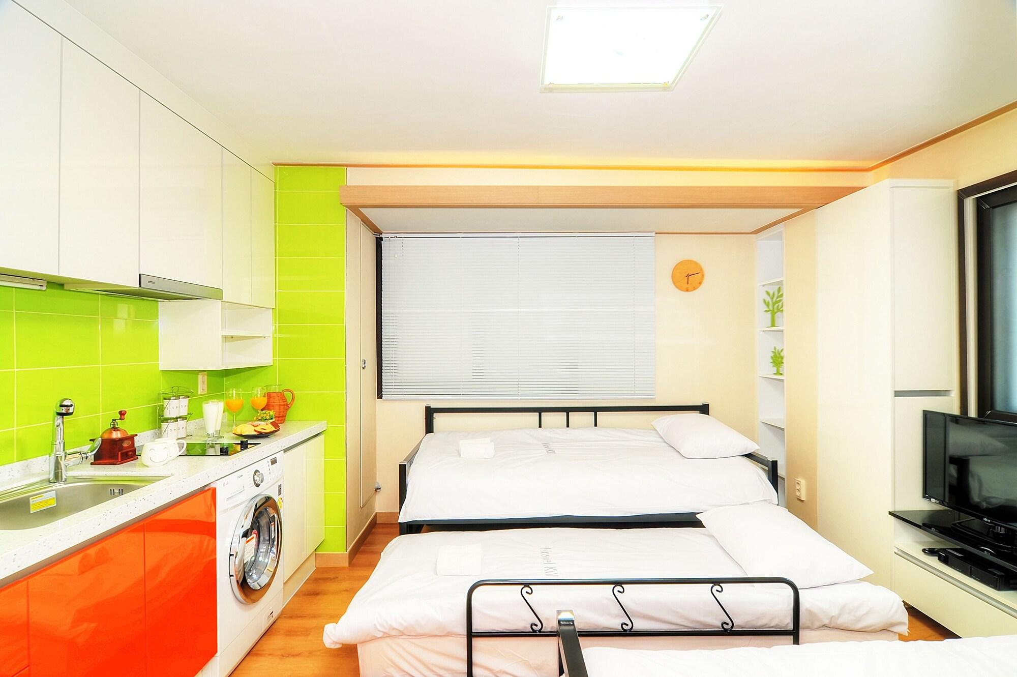 Hostel Kw Sinsa Seoul Ngoại thất bức ảnh