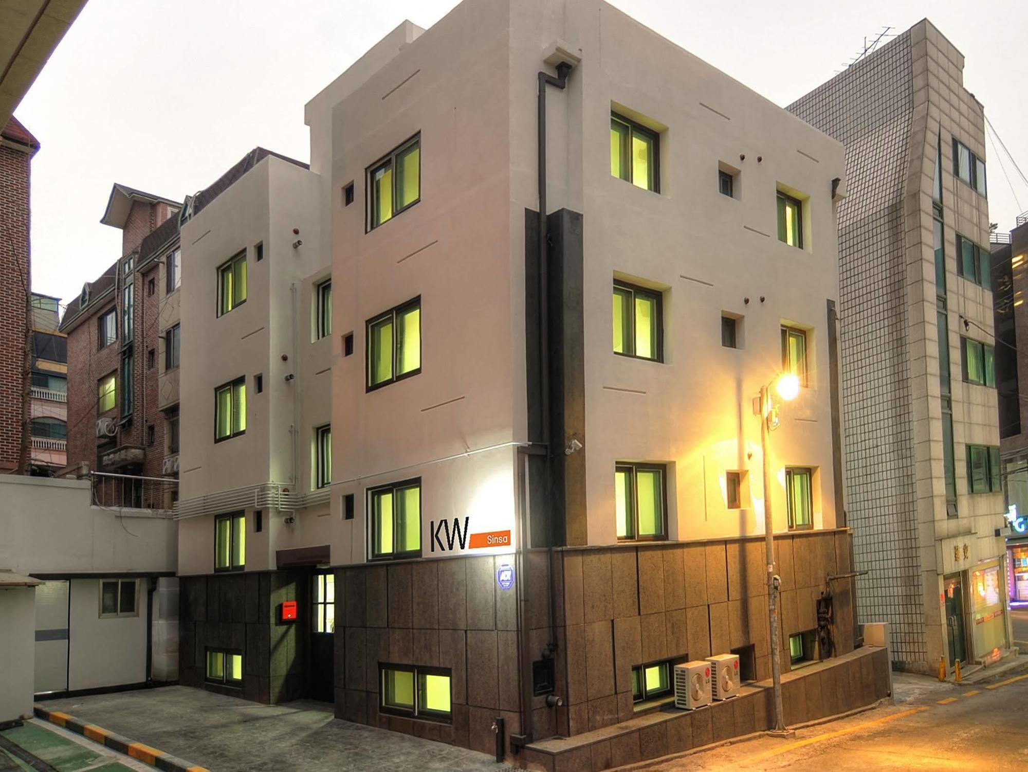Hostel Kw Sinsa Seoul Ngoại thất bức ảnh